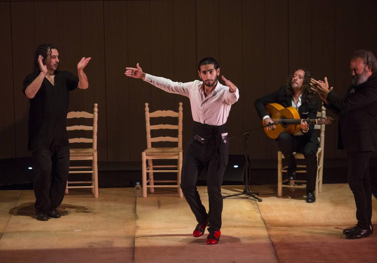 Petete le pone los «Cinco sentío» a la Bienal de Flamenco de Sevilla