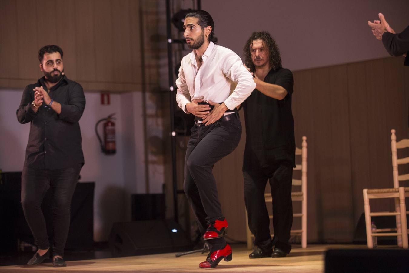 Petete le pone los «Cinco sentío» a la Bienal de Flamenco de Sevilla