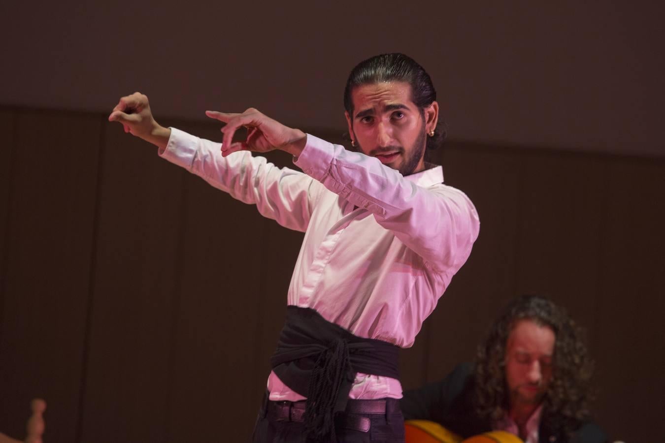 Petete le pone los «Cinco sentío» a la Bienal de Flamenco de Sevilla