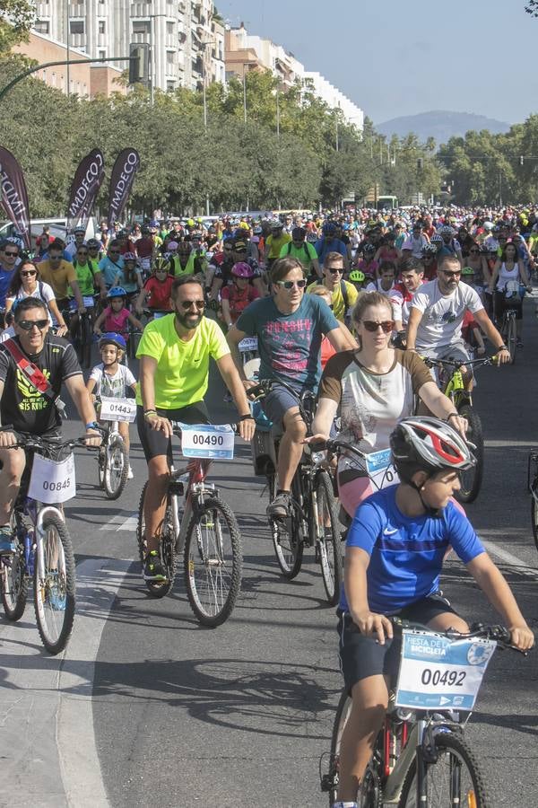 Las mejores imágenes de la Fiesta de la Bicicleta en Córdoba