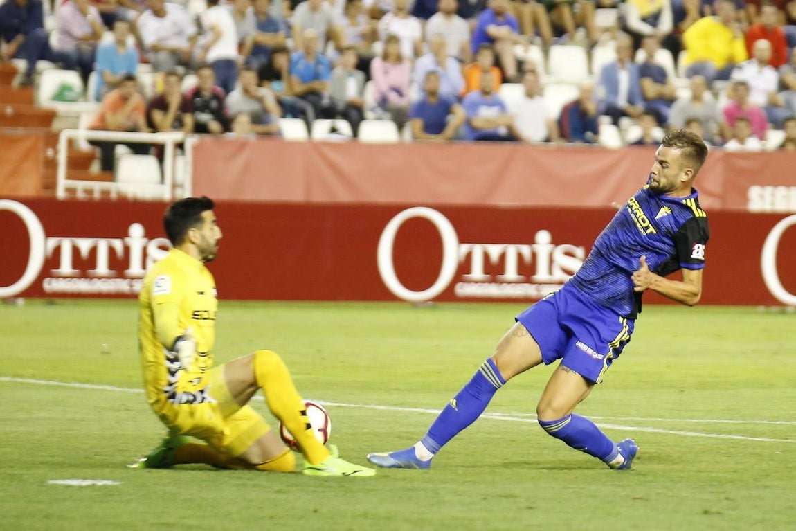 FOTOS: Las mejores jugadas del Albacete 1 - Cádiz CF 1