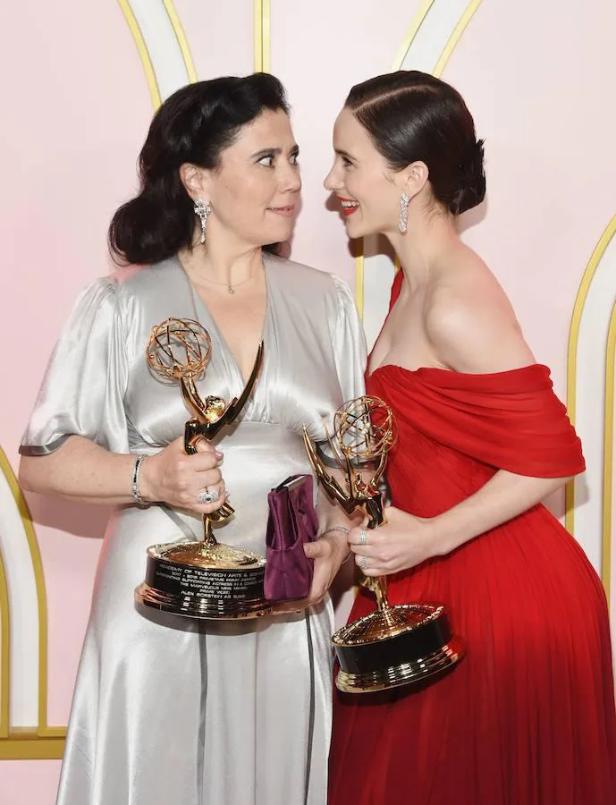 El blanco triunfa en la gala de los Emmy 2018