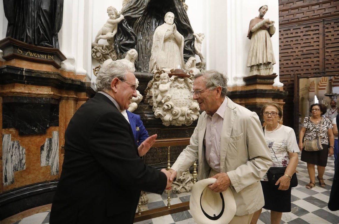 La visita de Rafael Moneo a la Mezquita-Catedral de Córdoba, en imágenes