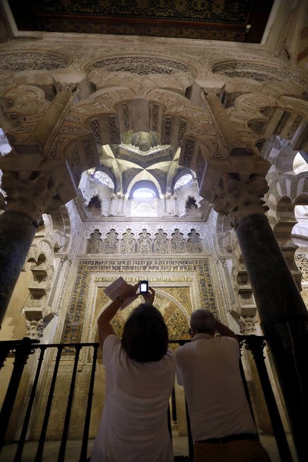 La visita de Rafael Moneo a la Mezquita-Catedral de Córdoba, en imágenes