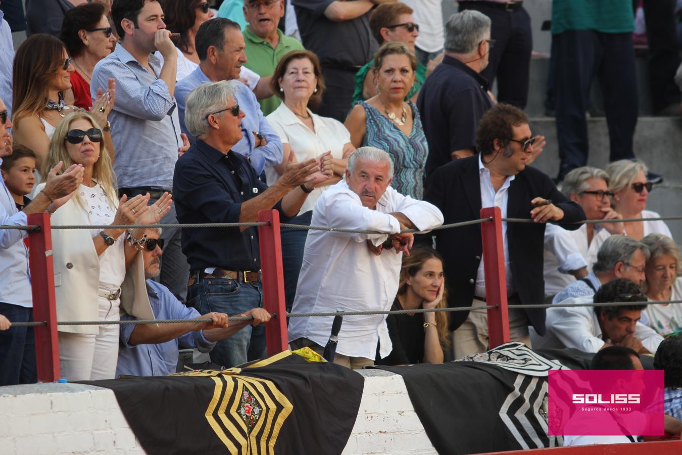 Gran ambiente en la corrida de toros de las fiestas de Bargas