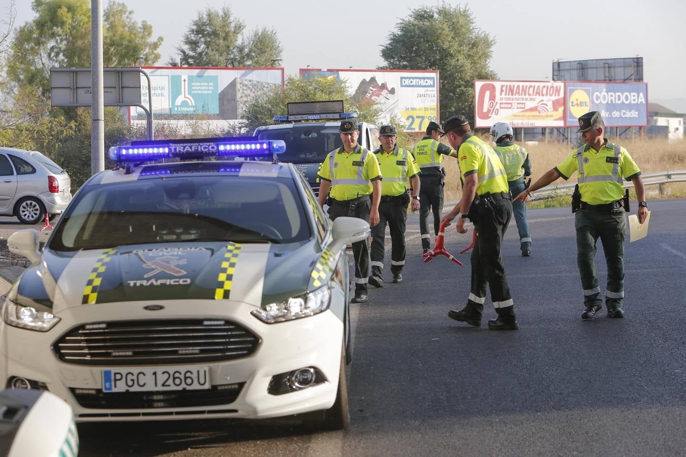 La campaña en Córdoba contra las distracciones al volante, en imágenes