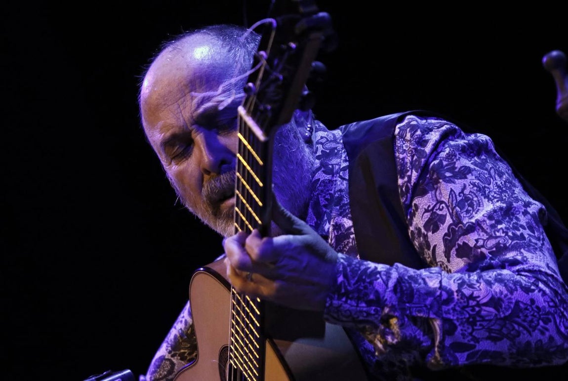 Rafael Rodríguez se «deja llevar» en la Bienal de Flamenco de Sevilla