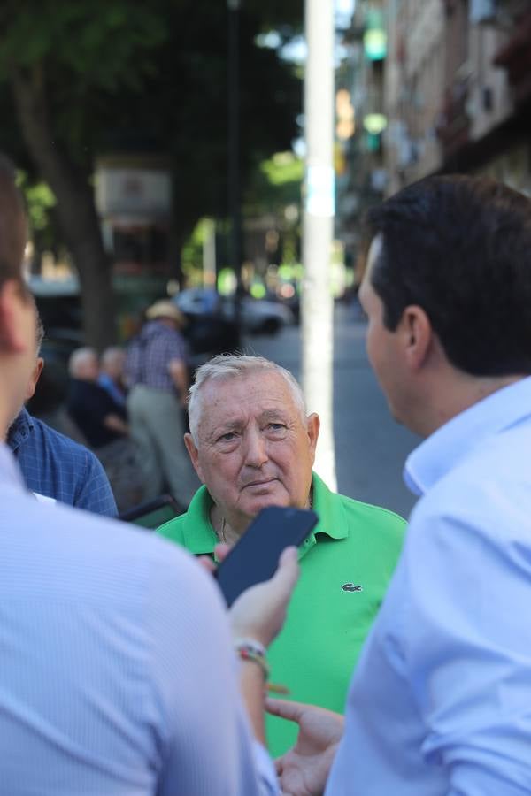 La visita de José María Bellido al barrio cordobés de Levante, en imágenes