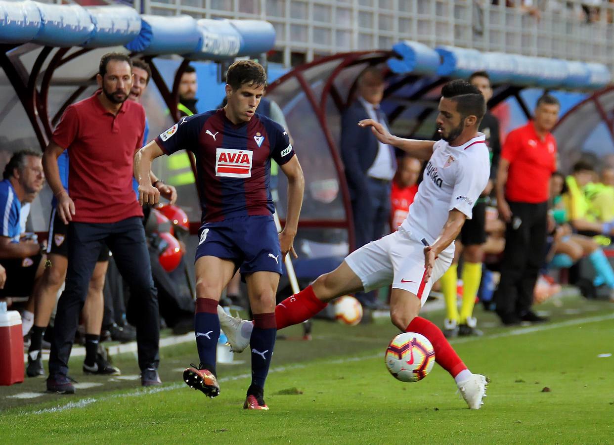 Todas las imágenes de la victoria del Sevilla en Ipurúa