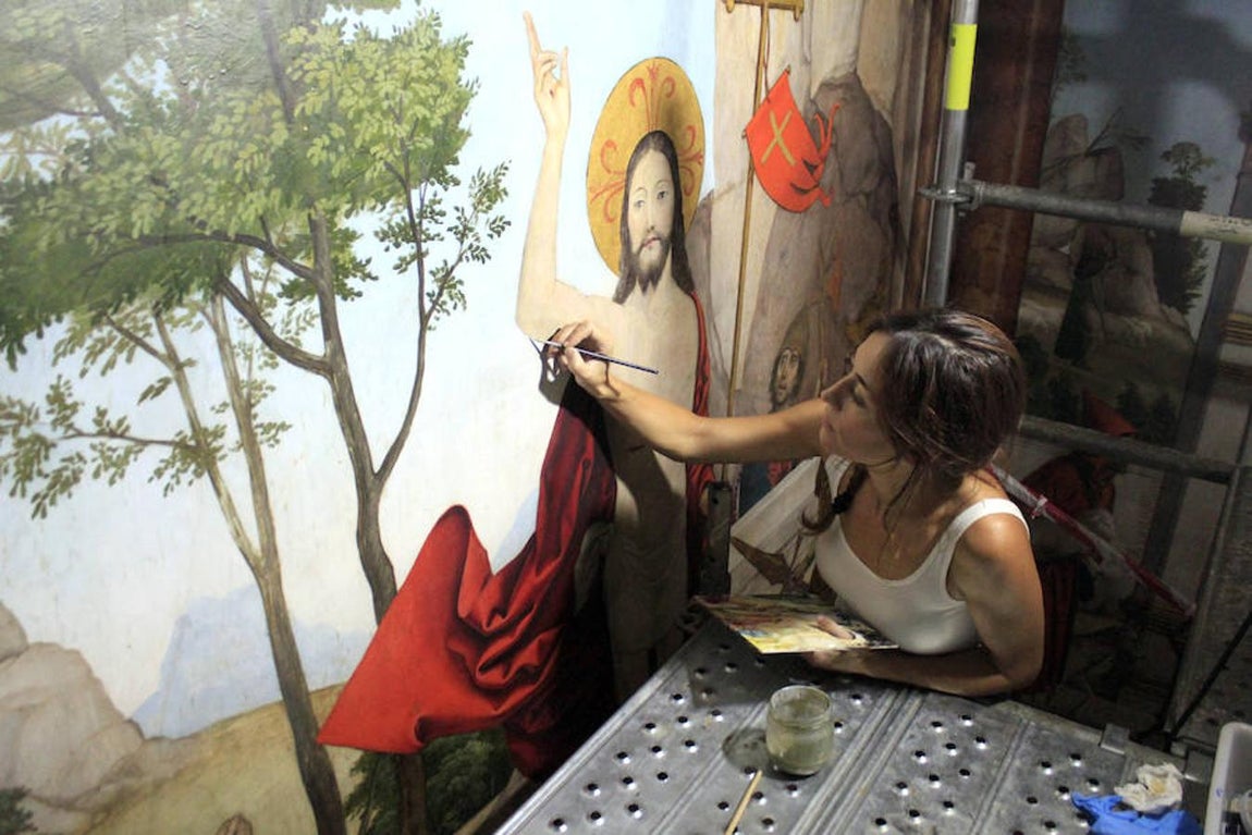 Imágenes de la sala capitular y de la cripta