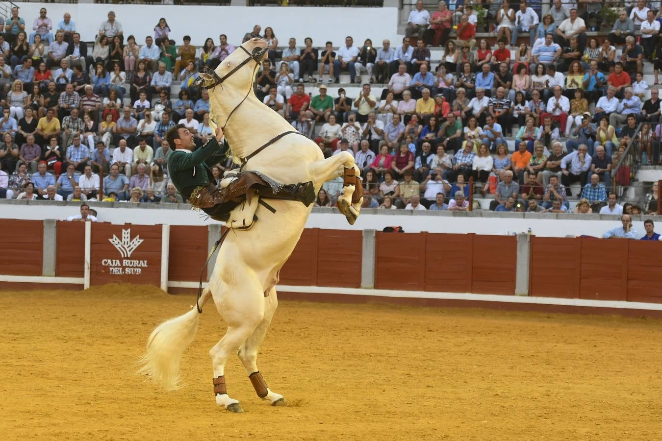 La corrida de rejones de Pozoblanco, en imágenes