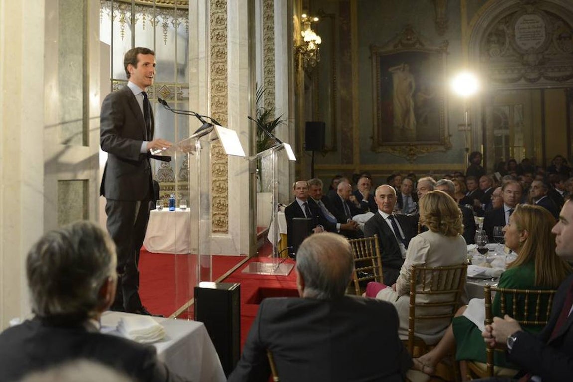 El líder del PP, Pablo Casado, durante su ponencia en el Foro ABC-Deloitte,. 