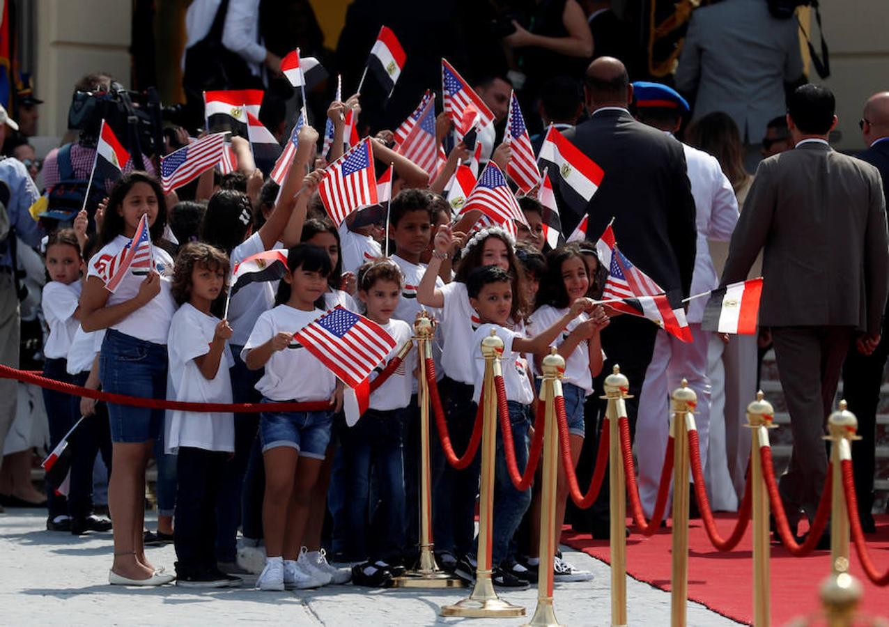 El paseo de Melania Trump por las Pirámides de Egipto, en imágenes. 