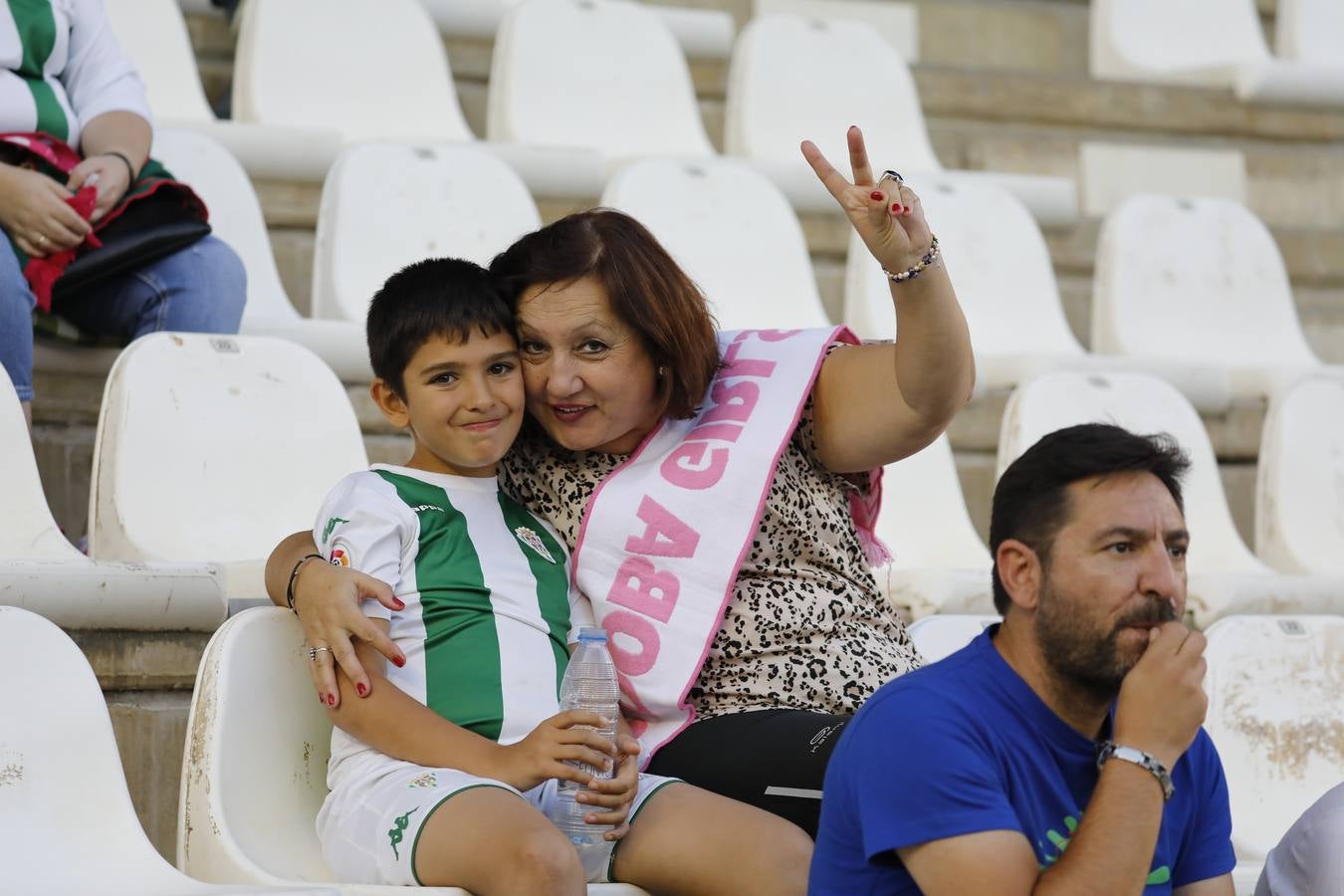 La grada del Córdoba-Almería, en imágenes