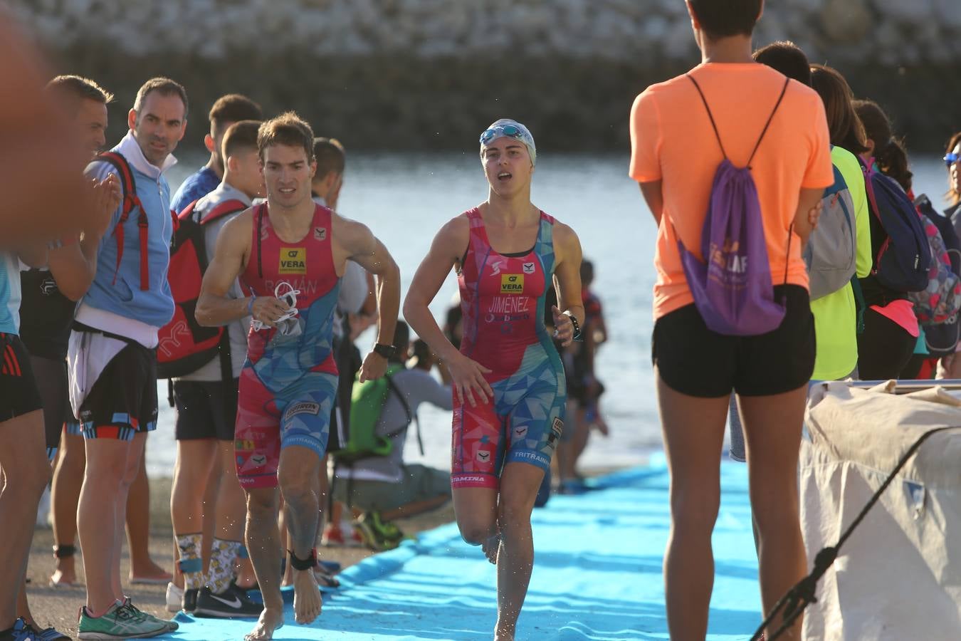 Fotos: Búscate en el II Triatlón BMW Puerto Sherry