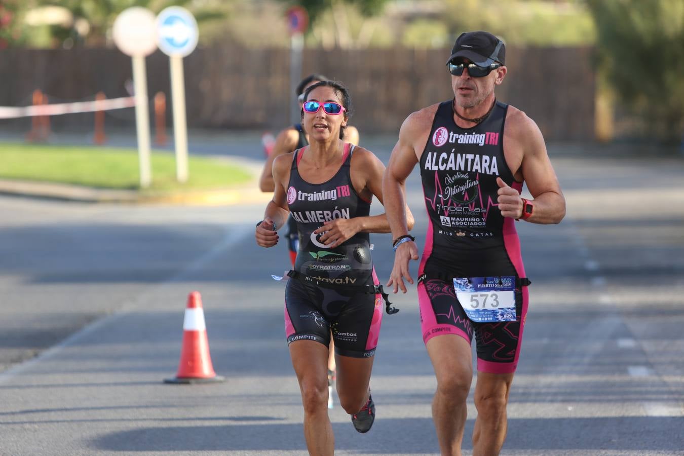 Fotos: Búscate en el II Triatlón BMW Puerto Sherry