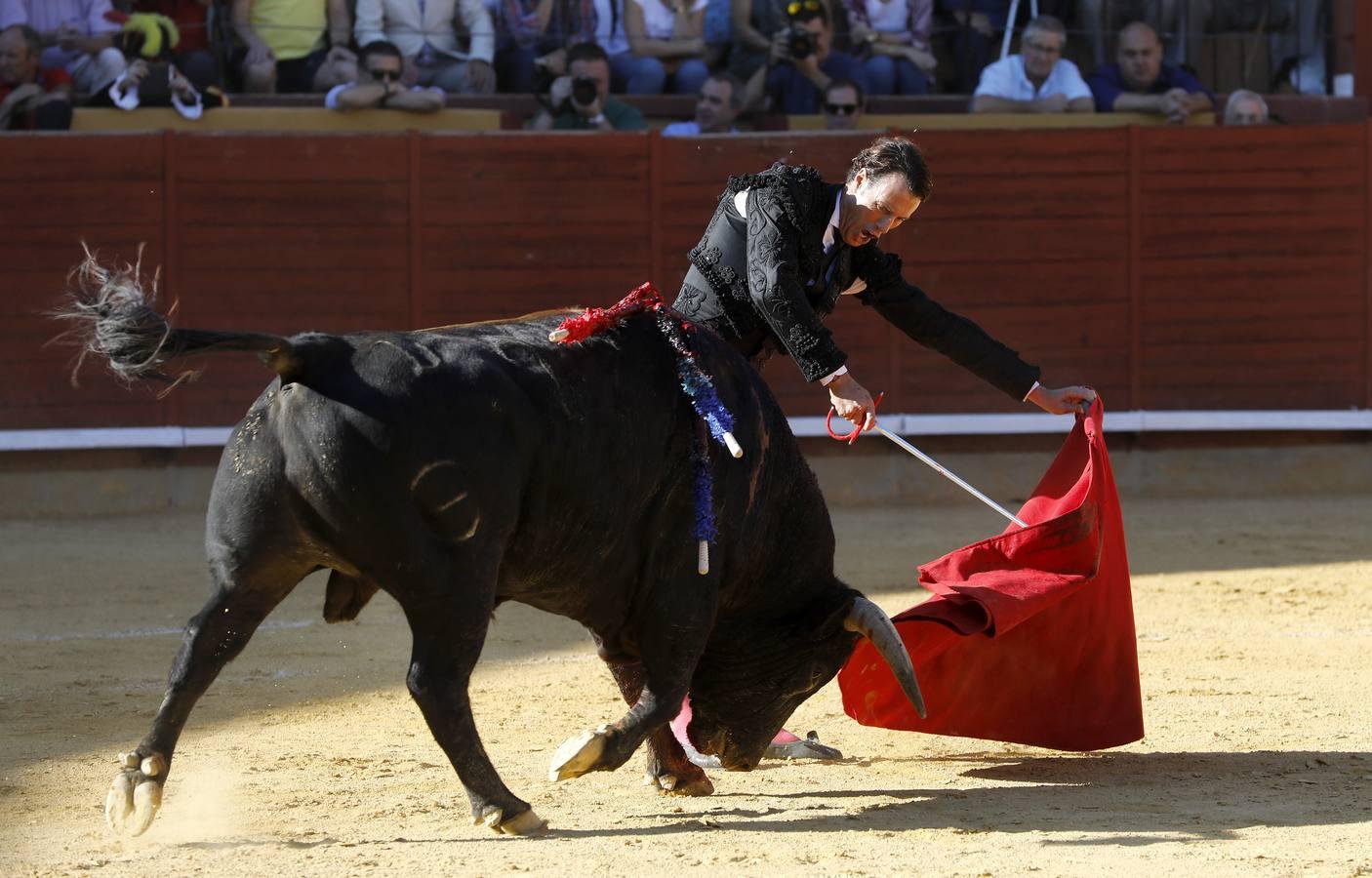 La corrida de Finito, Benítez y Filiberto Martínez en Montoro, en imágenes