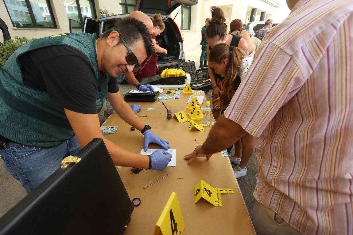 Fotos: Jornada de Puertas Abiertas en la Guardia Civil