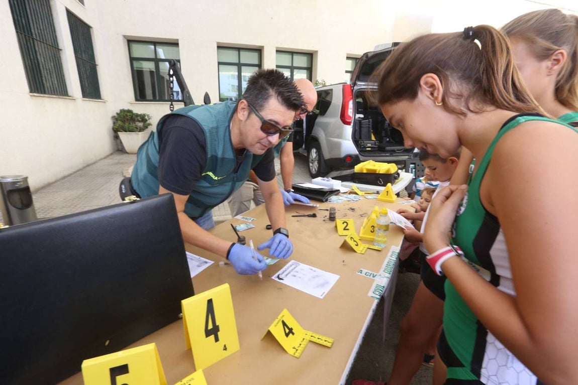 Fotos: Jornada de Puertas Abiertas en la Guardia Civil