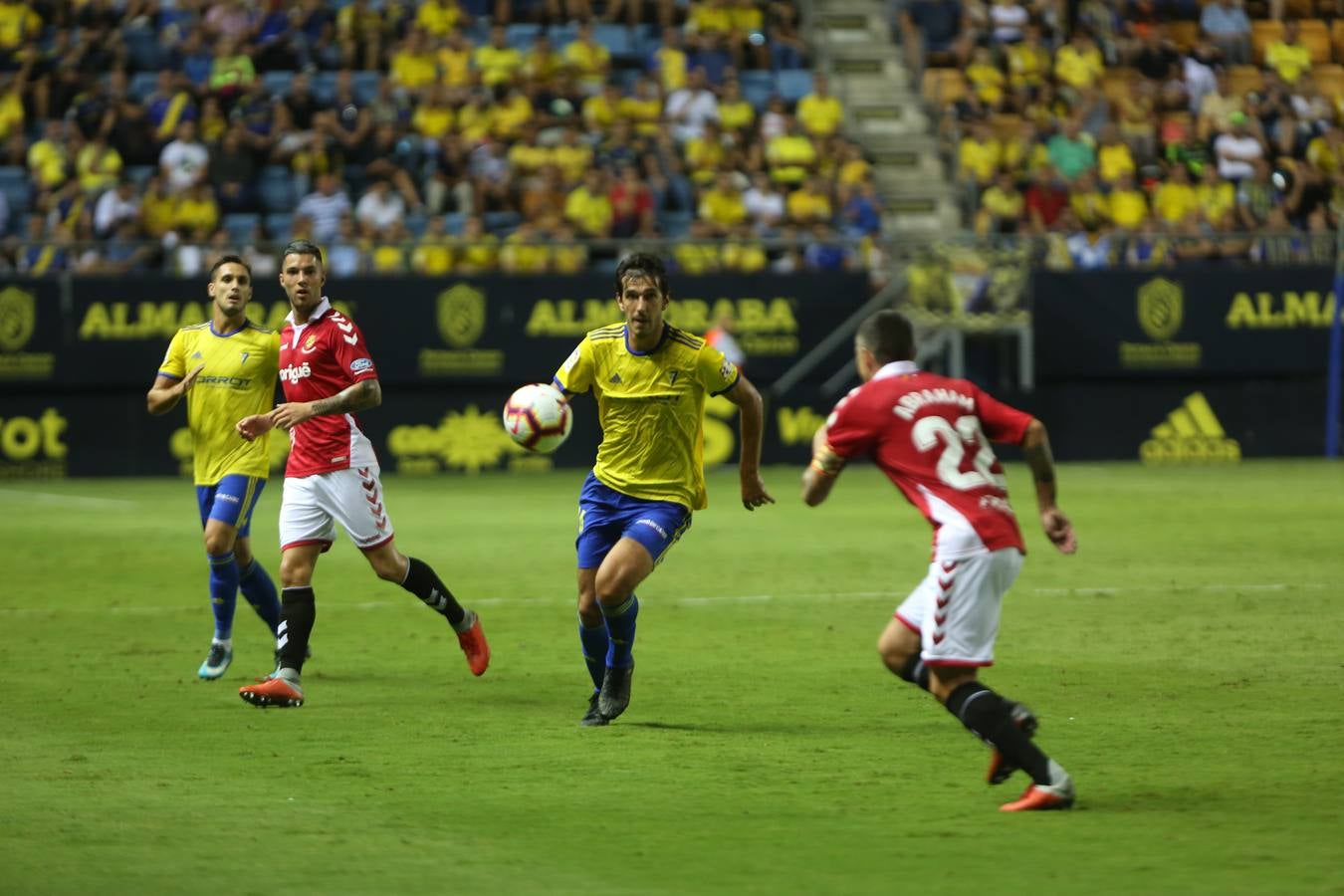 Fotos: Cádiz CF-Nàstic en Carranza (1-1)