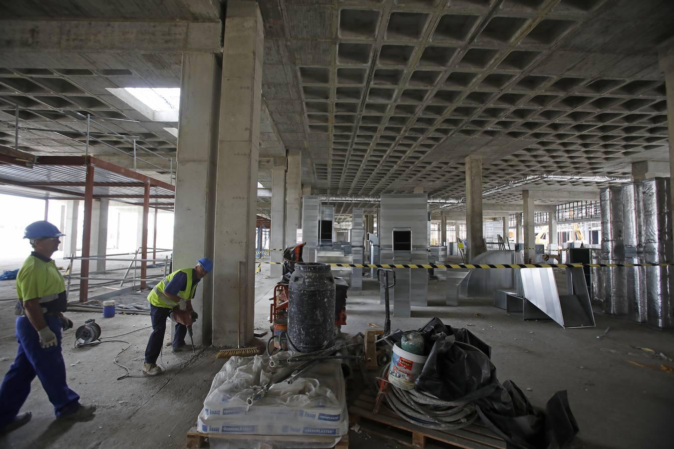 Así van las obras del centro comercial Palmas Altas en Sevilla