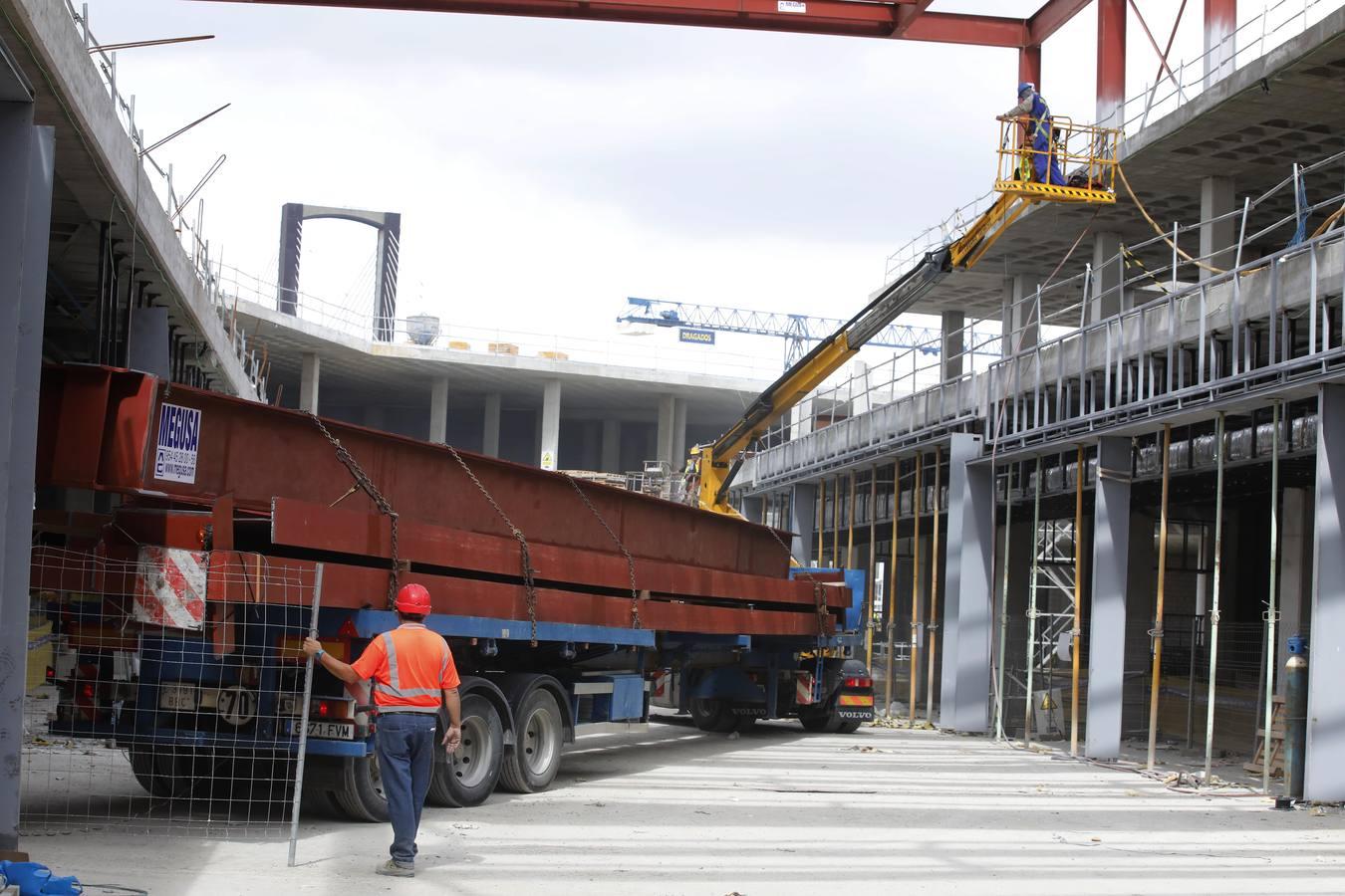 Así van las obras del centro comercial Palmas Altas en Sevilla