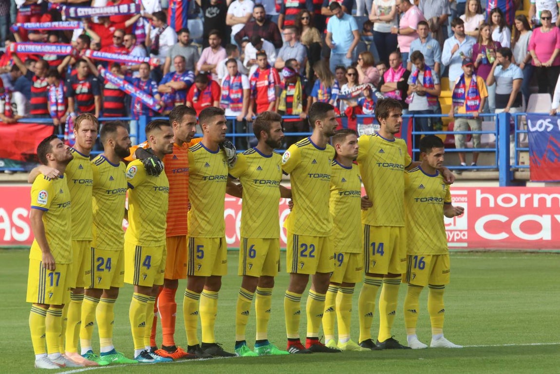 Extremadura UD - Cádiz (2-1): Quince momentos de la derrota más dura