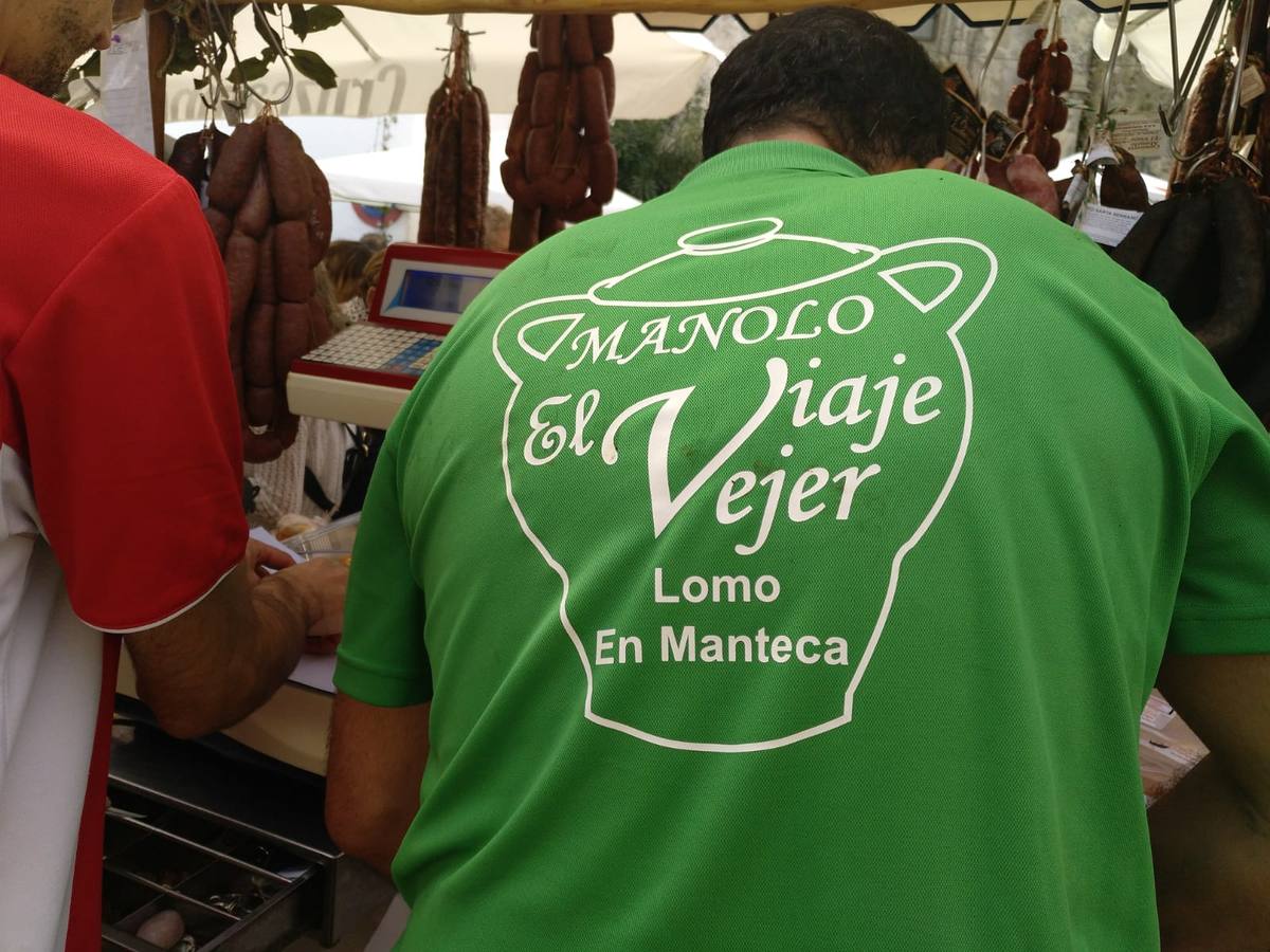 Vejer celebra su cuarta edición del Día del lomo en manteca