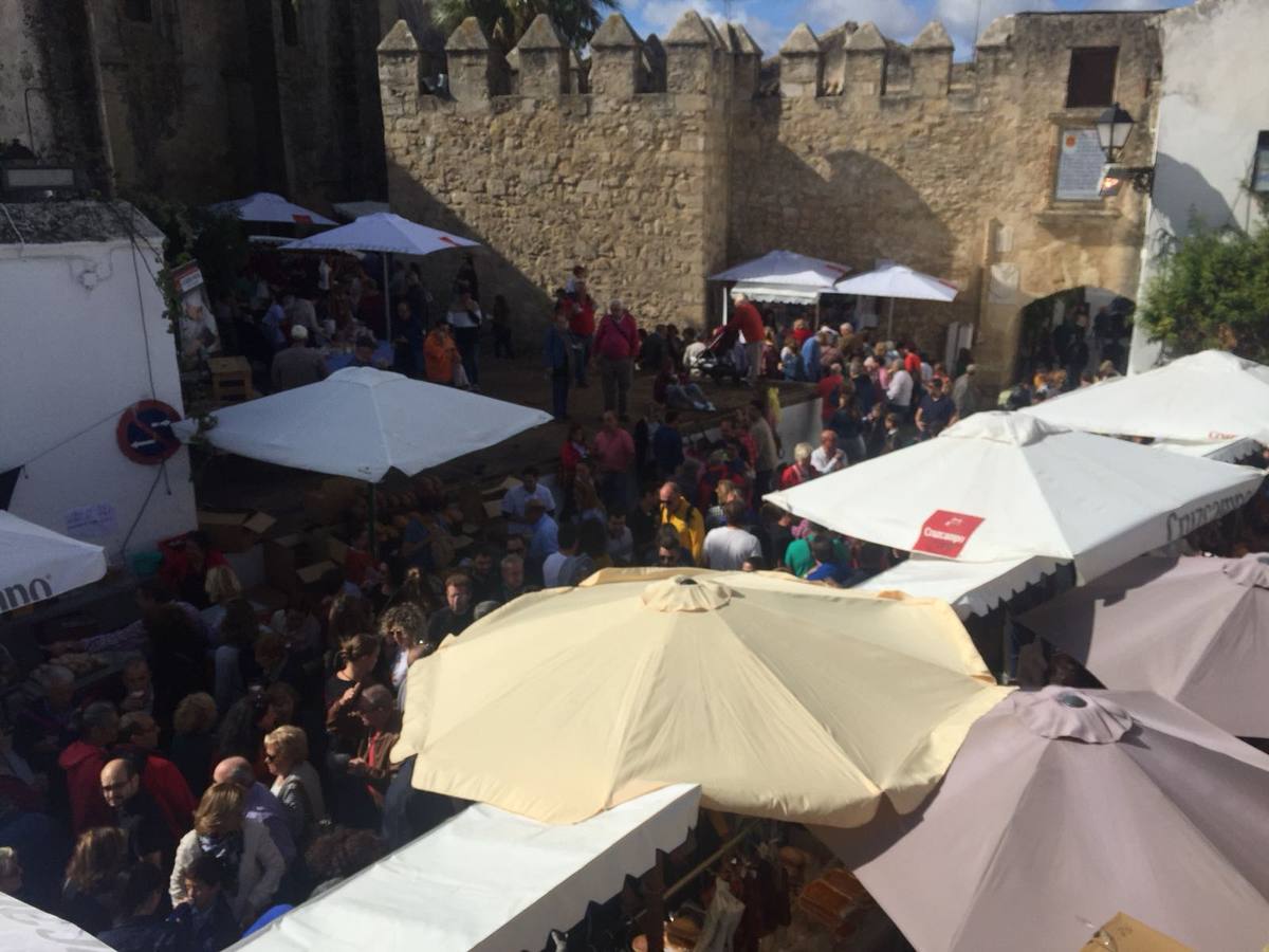 Vejer celebra su cuarta edición del Día del lomo en manteca