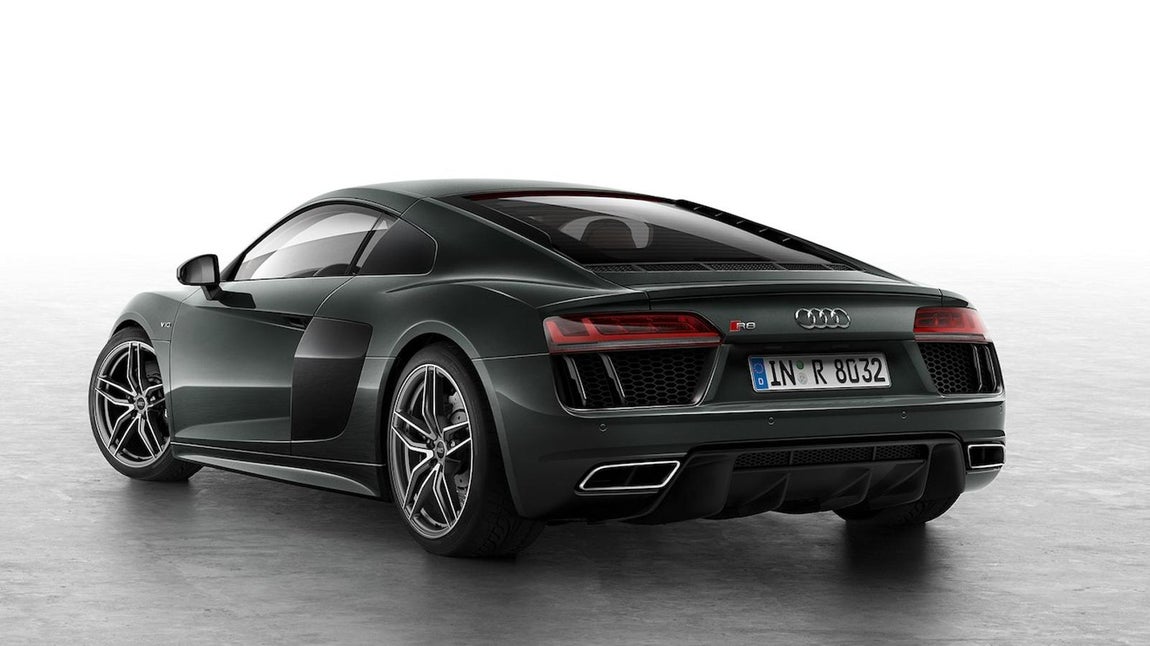 Audi R8. Al cantante canadiense <a href="https://www.abc.es/summum/abci-casa-justin-bieber-compro-301302672052-20180902010959_galeria.html" target="_blank">Justin Bieber</a> se le ha visto al volante de algunos de los mejores superdeportivos del mercado