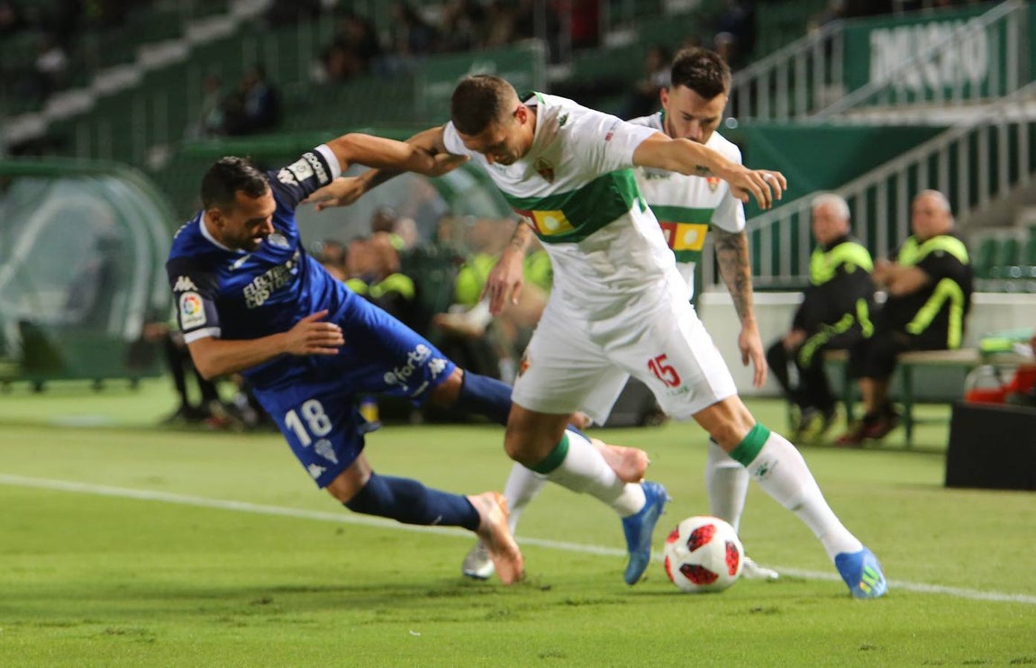 La goleada del Cordoba CF al Elche CF, en imágenes