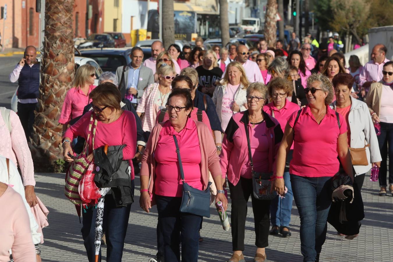 La marcha de Agamama por las calles de Cádiz