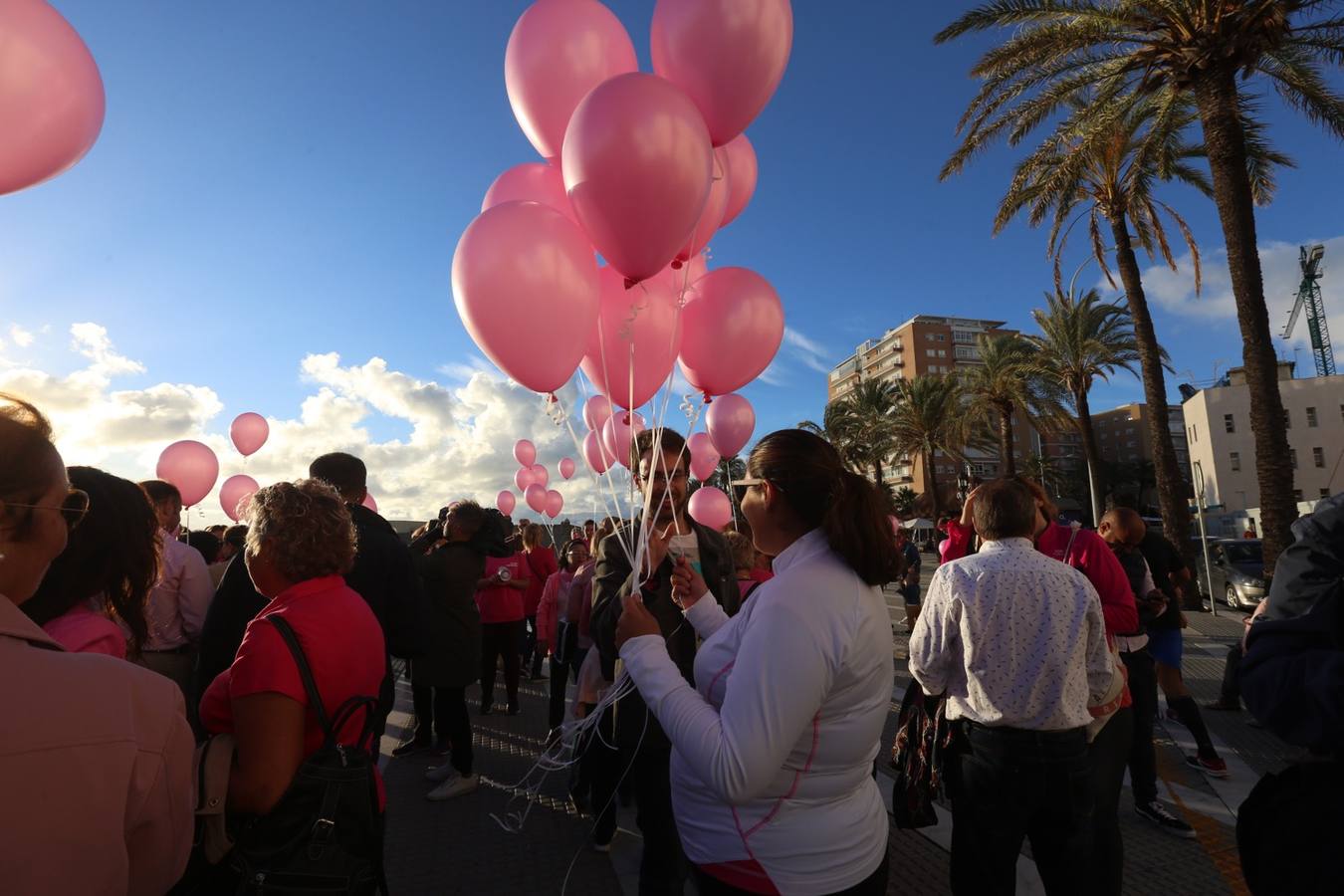 La marcha de Agamama por las calles de Cádiz