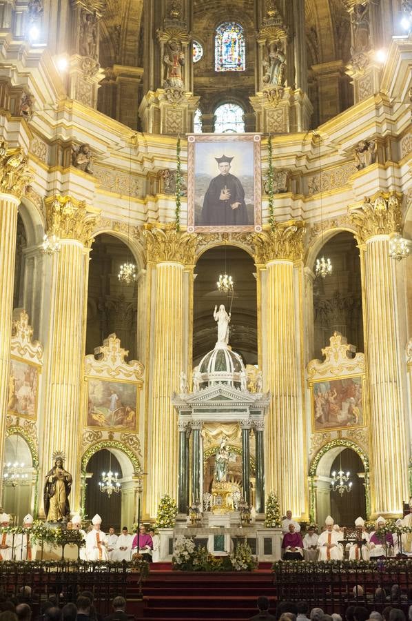 En imagen, la beatificación del Padre Arnaiz en Málaga