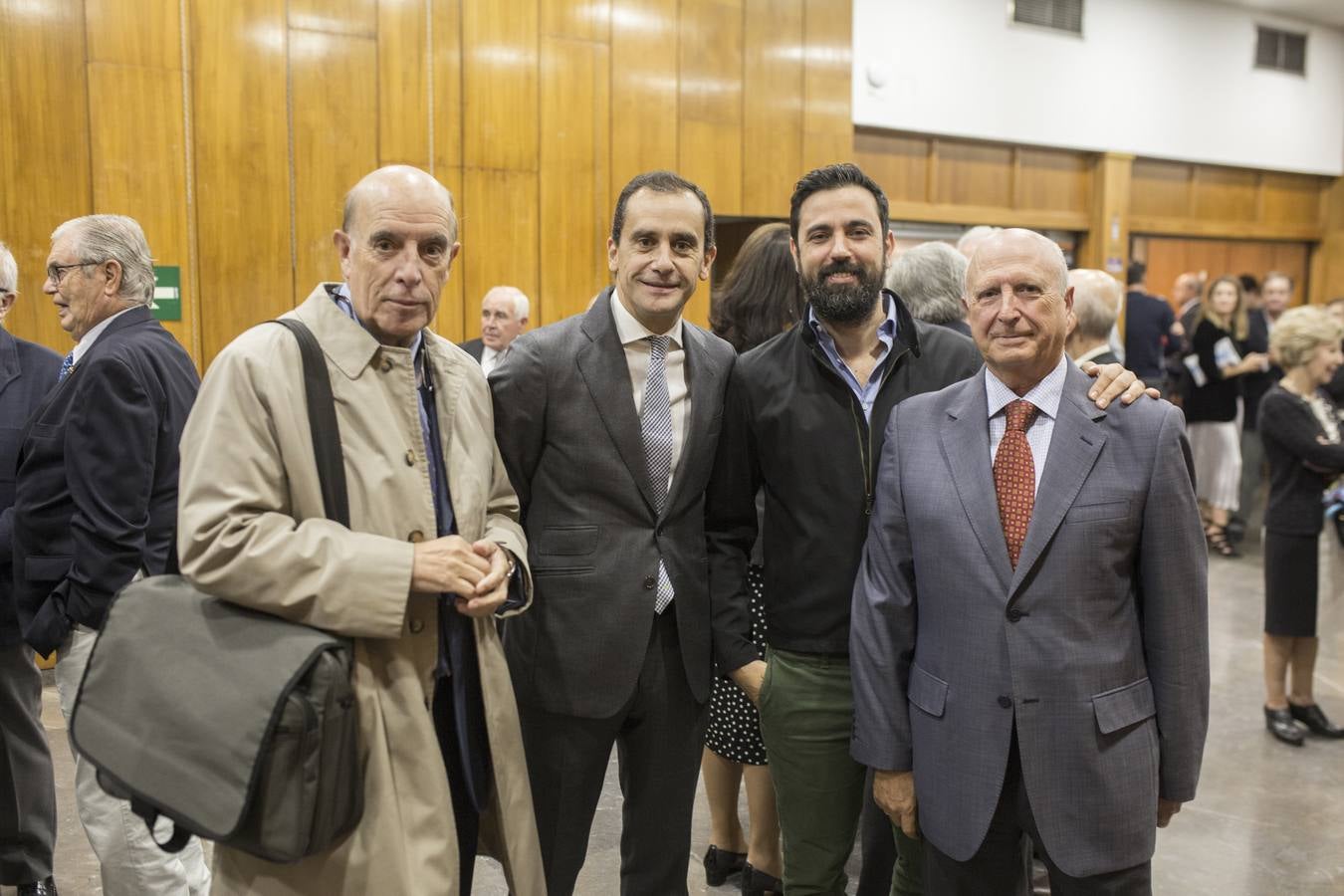 En imágenes, la conmemoración de San Lucas en el Colegio de Médicos de Sevilla