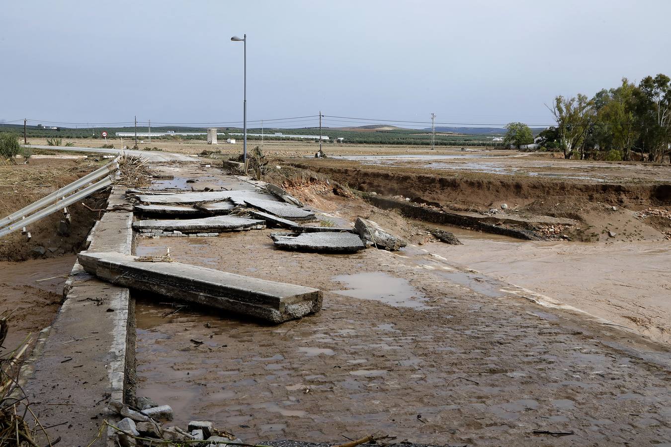 El Rubio vive sus peores horas tras las inundaciones