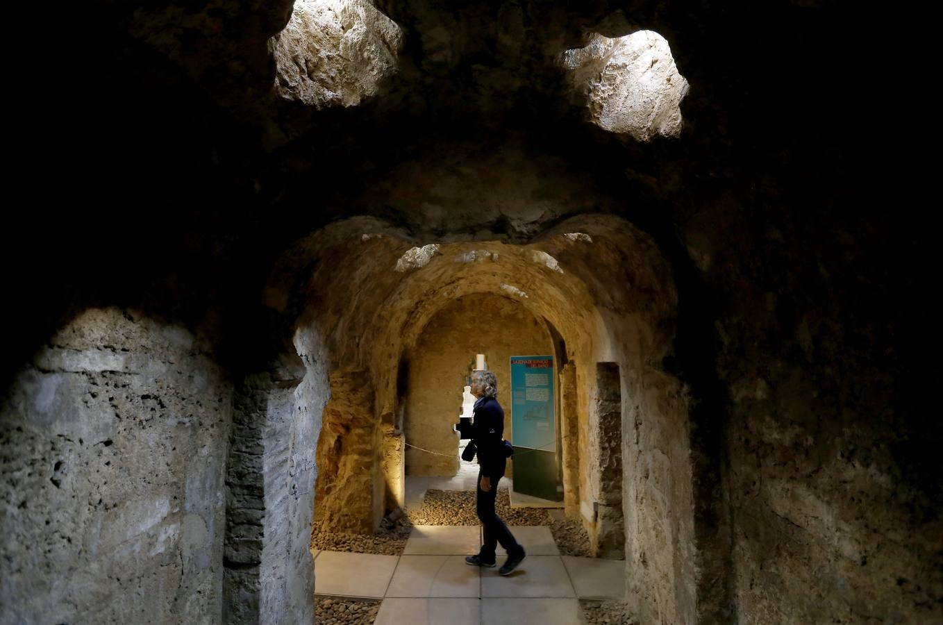 Los Baños del Alcázar Califal de Córdoba, en imágenes