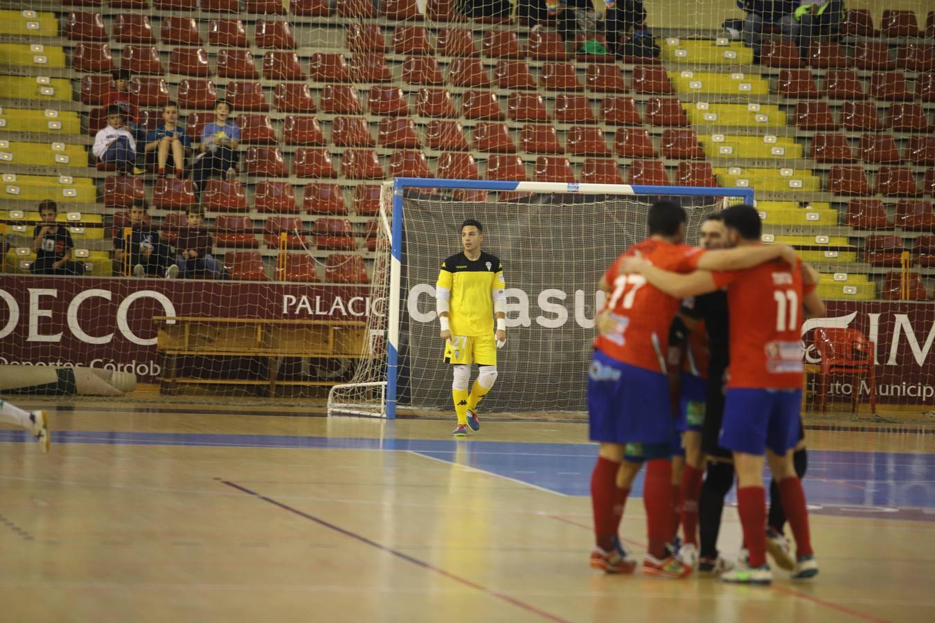 En imágenes, el partido del Córdoba Futsal en Vista Alegre