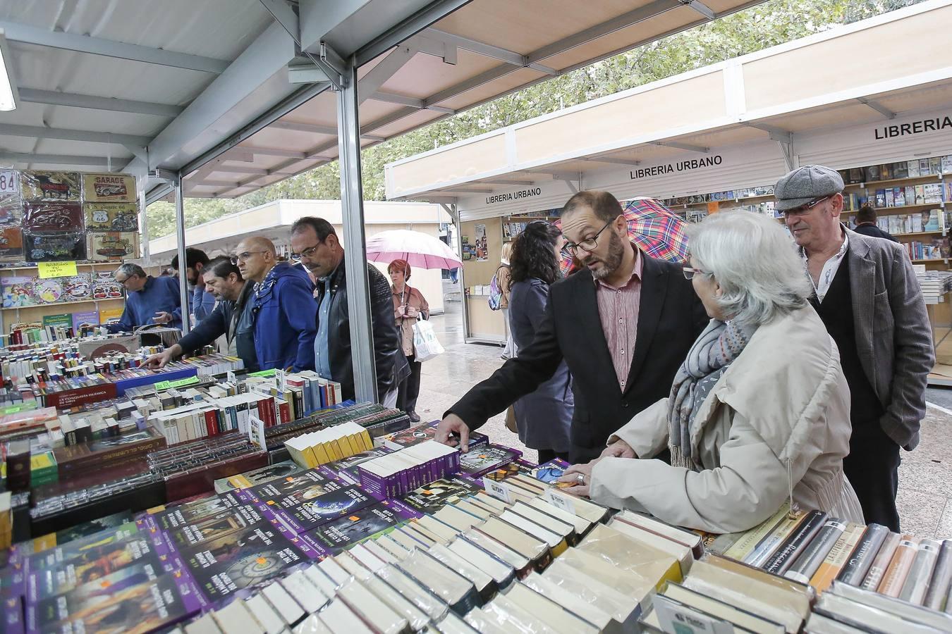 La Feria del Libro Antiguo y de Ocasión de Córdoba, en imágenes