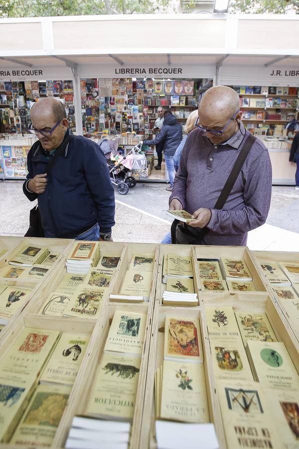 La Feria del Libro Antiguo y de Ocasión de Córdoba, en imágenes