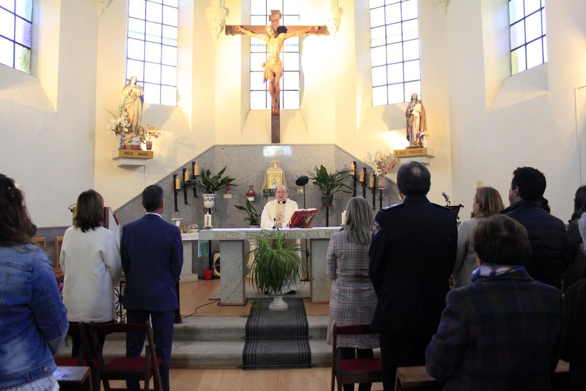 Miles de toledanos visitan el cementerio el Día de todos los Santos