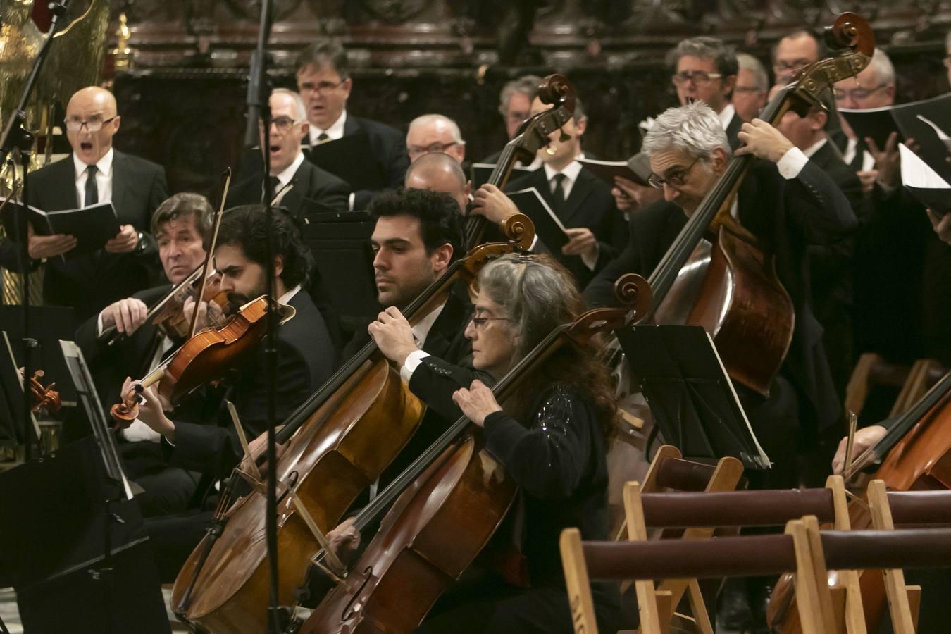 La misa de Réquiem en la Catedral de Córdoba, en imágenes