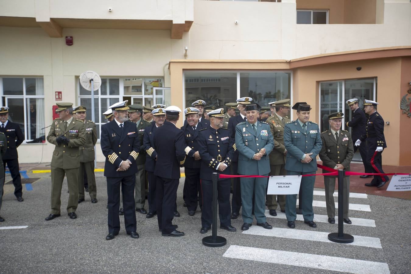 Las mejores imágenes de la celebración del día de la Subdelegación de Defensa en Cádiz