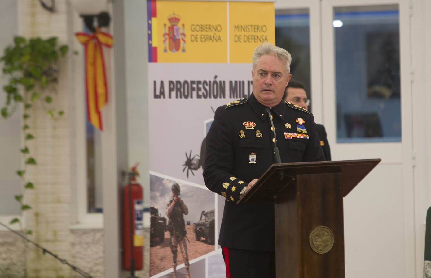 Las mejores imágenes de la celebración del día de la Subdelegación de Defensa en Cádiz