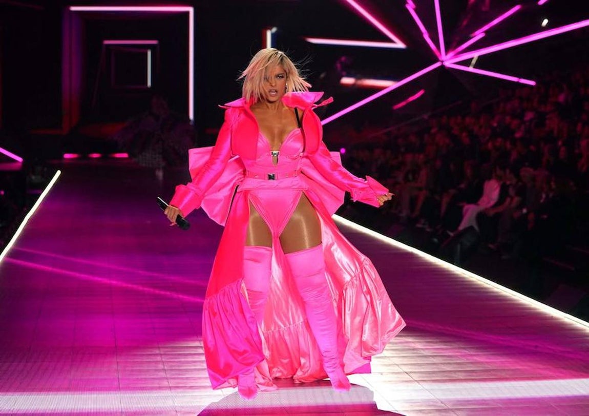 El desfile Woman's Secret 2018, en imágenes. La cantante Bebe Rexha