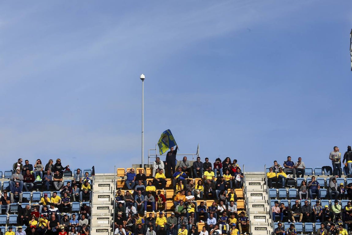 Búscate en Carranza en el partido Cádiz C.F. - Reus