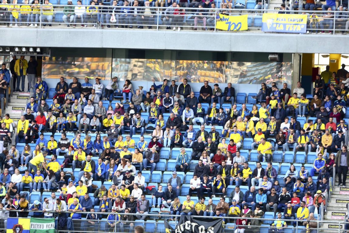 Búscate en Carranza en el partido Cádiz C.F. - Reus
