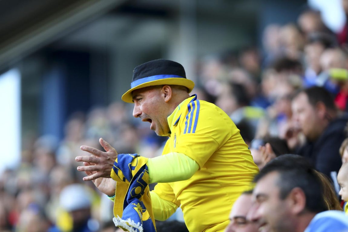 El partido en imágenes: Cádiz CF-Reus (2-0)