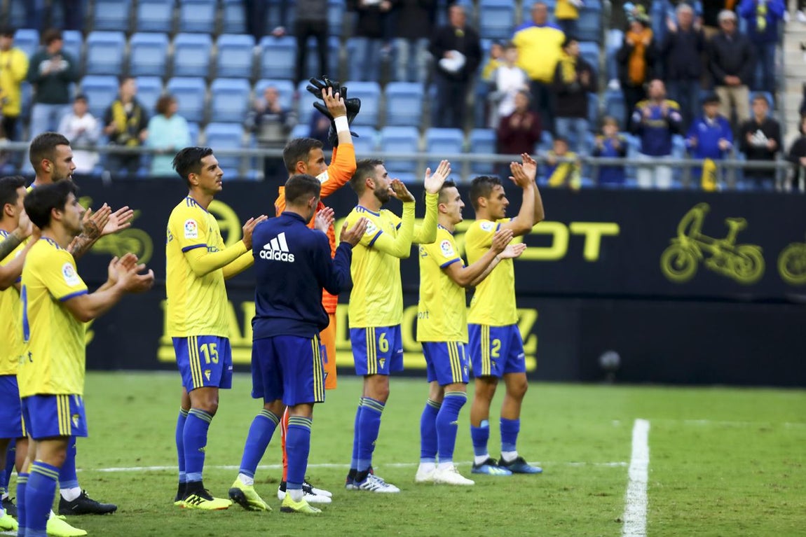 El partido en imágenes: Cádiz CF-Reus (2-0)