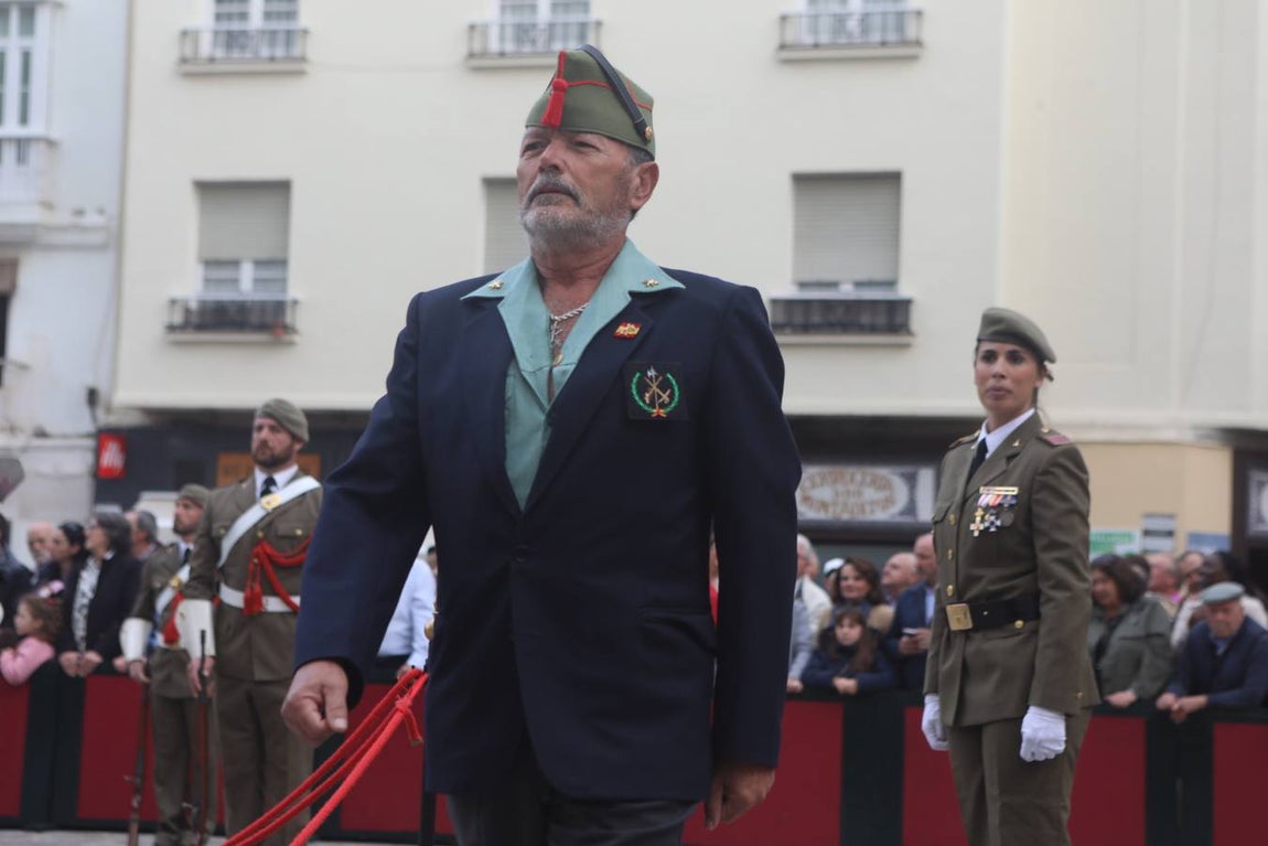 Jura de bandera civil en Cádiz